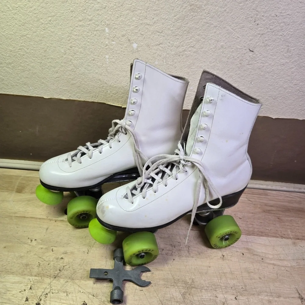 Roller Derby nice used